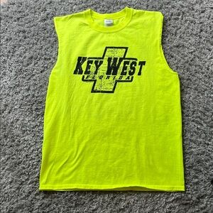 NWOT - Gildan Neon Green Ultra Cotton Tee - Large